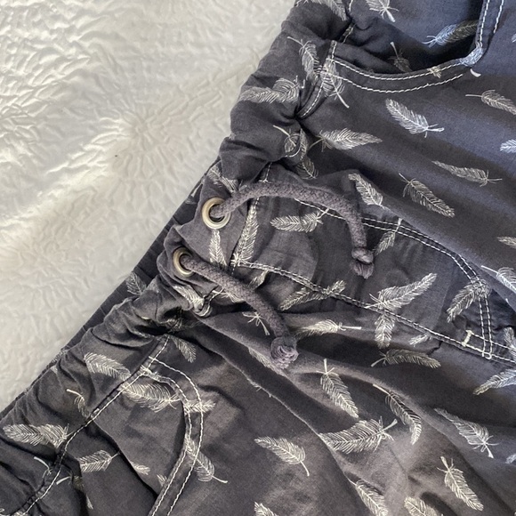 Howe  Los Angeles No 65 Creative Workforce Men's Shorts - Picture 7 of 8